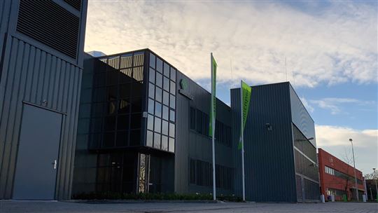 De twee recent opgeleverde private datacenter suites in het maincubes AMS01 datacenter (capaciteit: 1.7 MW en 1.3 MW) bedoeld voor enterprise organisaties, zijn nu eveneens ISO/IEC 27001:2013 compliant.
