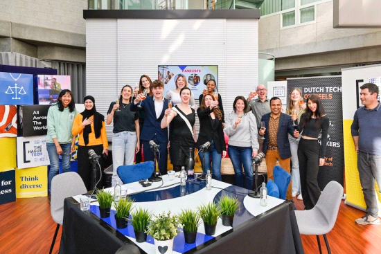 Dutch tech on heels: 'Platform wil zichtbaarheid vrouwen in technologiesector vergroten' 1 SL Dutch Tech on Heels